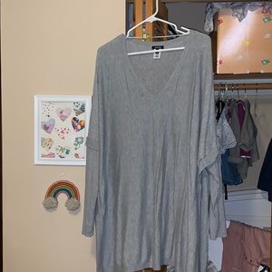 ⭐️ Oversized grey long sleeve shirt